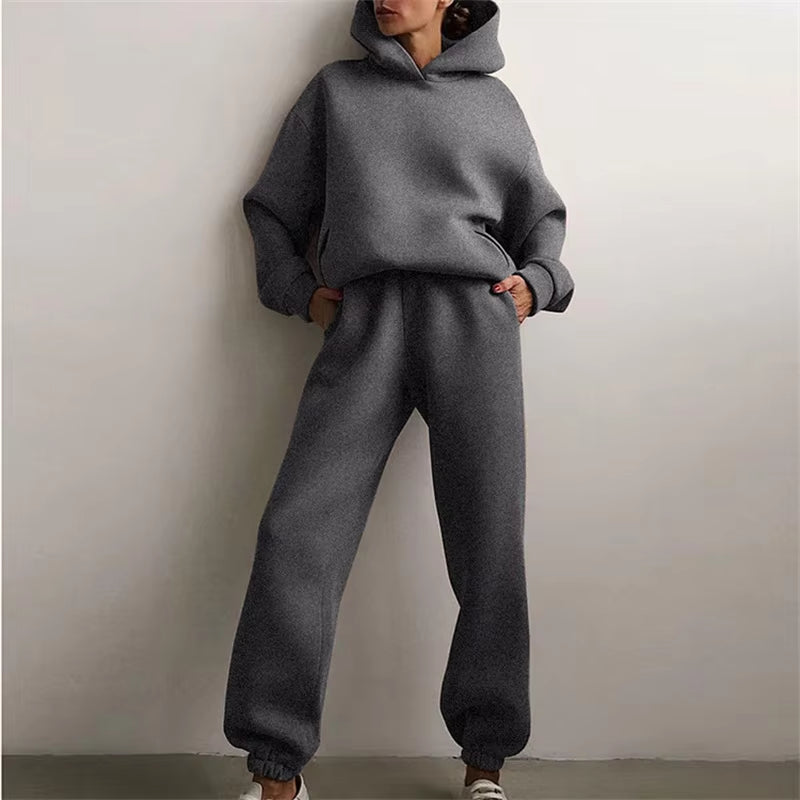 Women's Autumn Fashion Oversized Tracksuit Set with Warm Hoodie and Long Pants