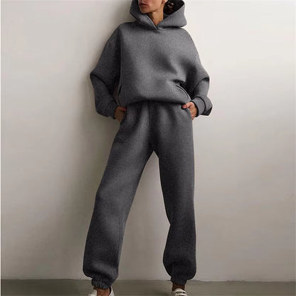 Women's Autumn Fashion Oversized Tracksuit Set with Warm Hoodie and Long Pants