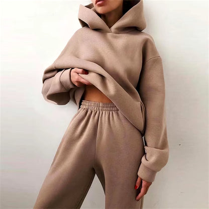 Women's Autumn Fashion Oversized Tracksuit Set with Warm Hoodie and Long Pants